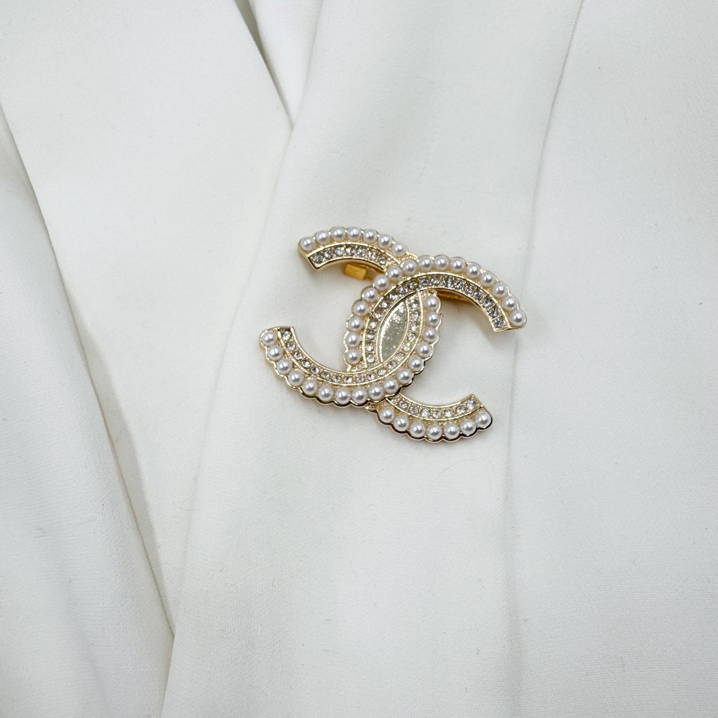 Broche Lucie