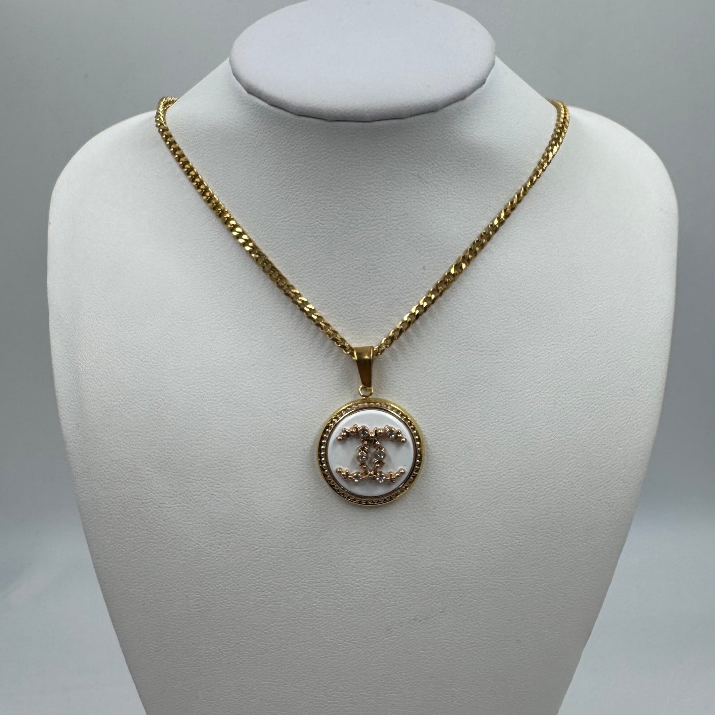 Collier Milly