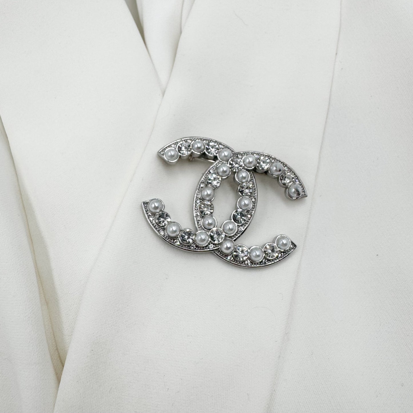 Broche Suzy