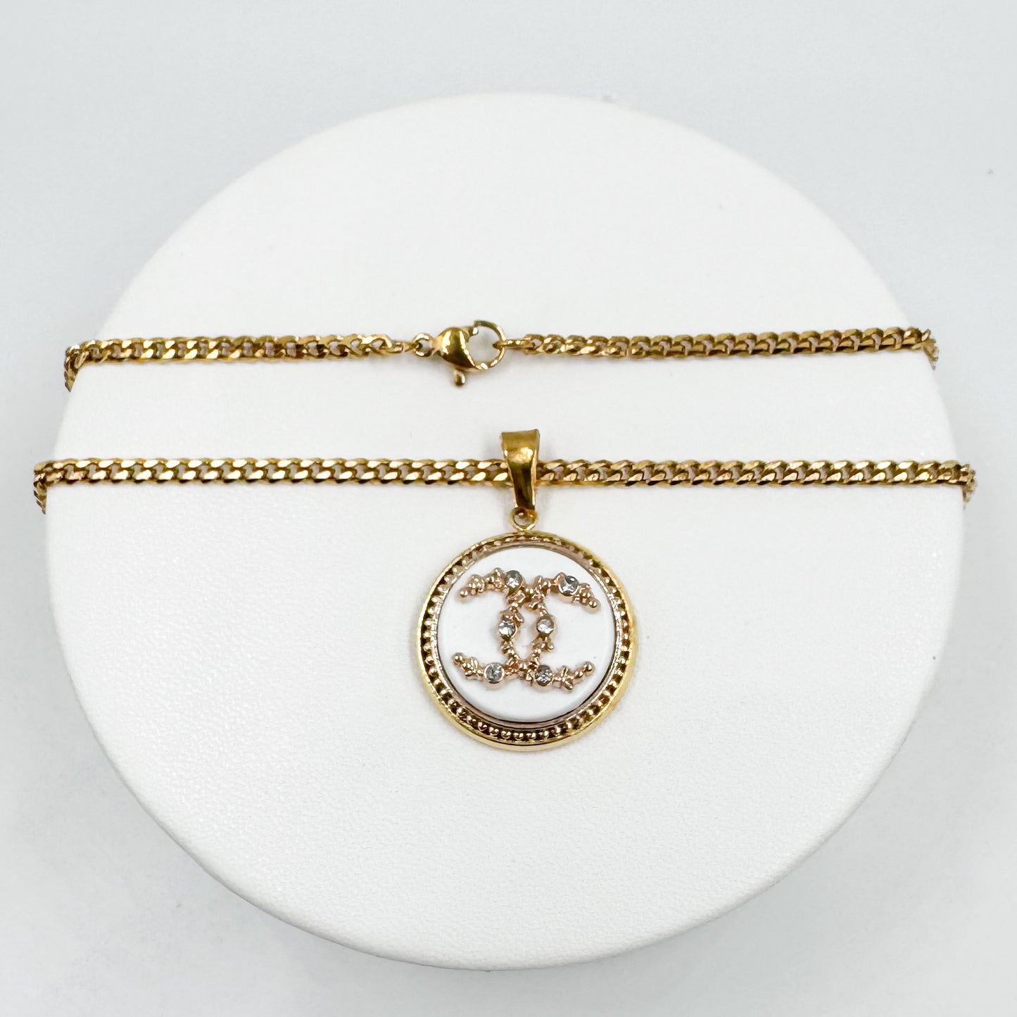 Collier Milly