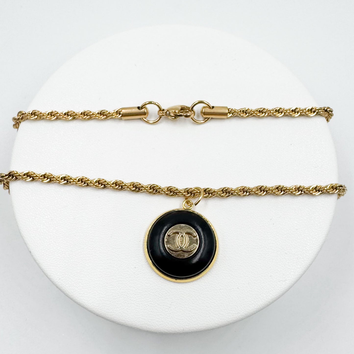 Collier Maya