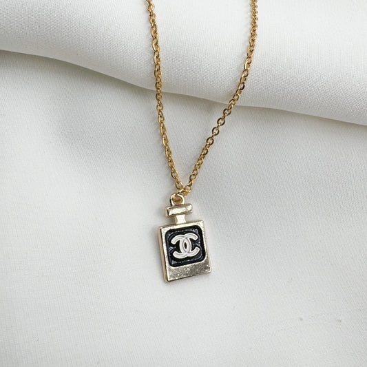 Collier Five