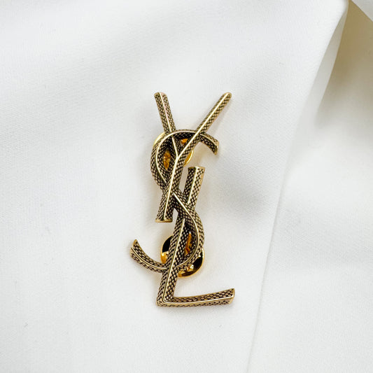 Broche Yves