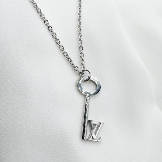 Collier Key