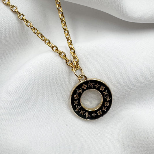 Collier Nuts