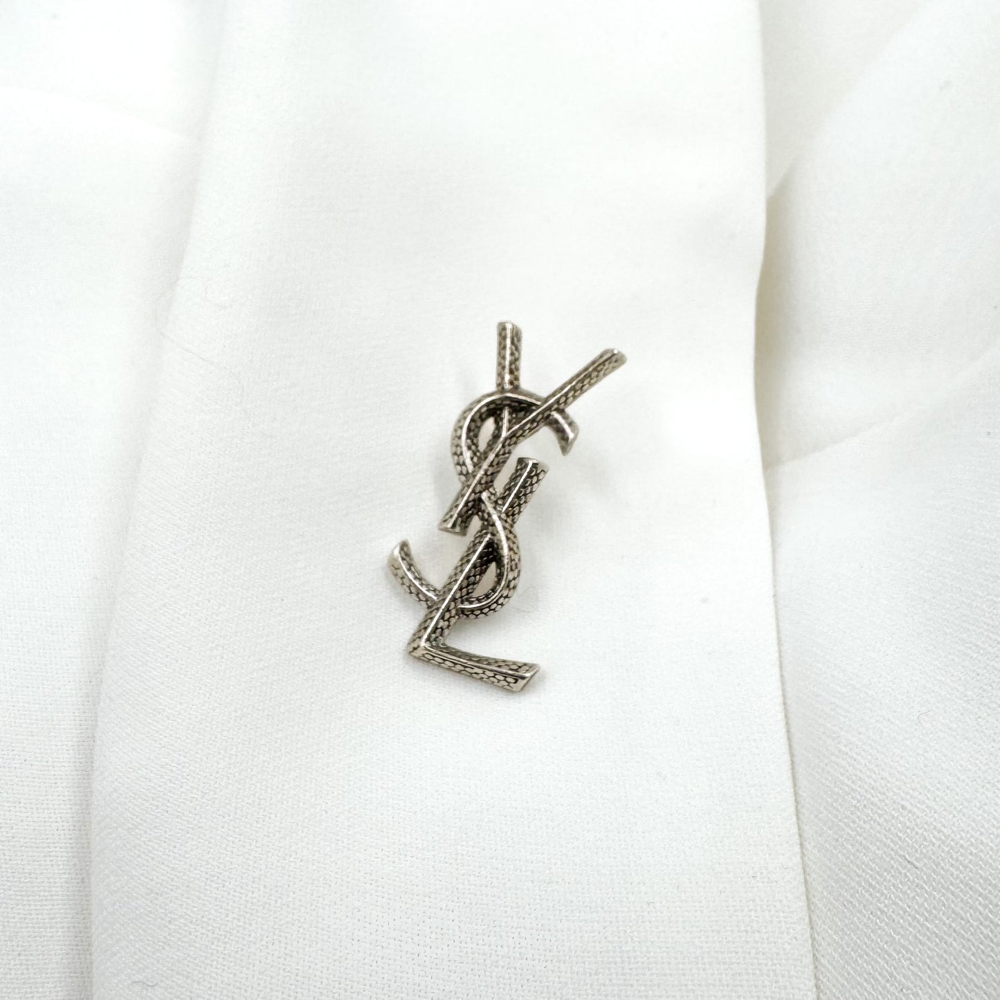 Broche Laura